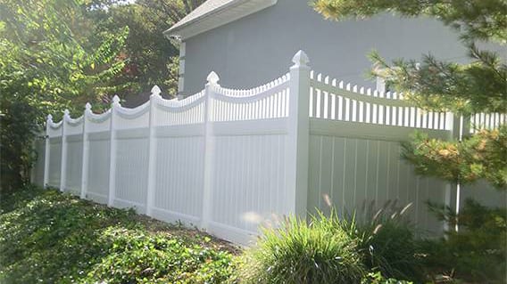 Vinyl Fence - Trost Plastics: Fence & Deck Company