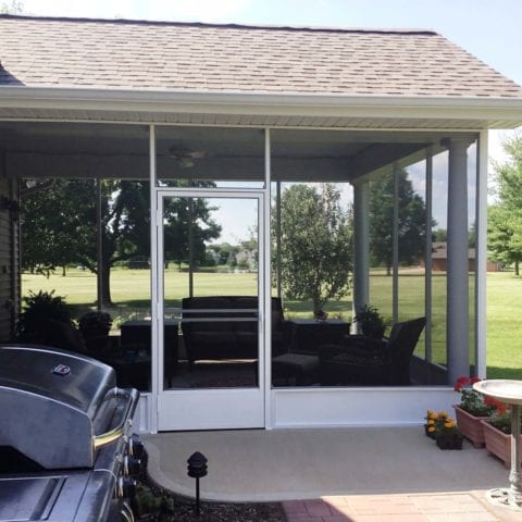 Screen Rooms - Trost Plastics: Fence & Deck Company